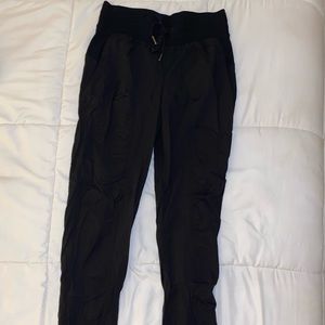 Dance studio mid-rise joggers